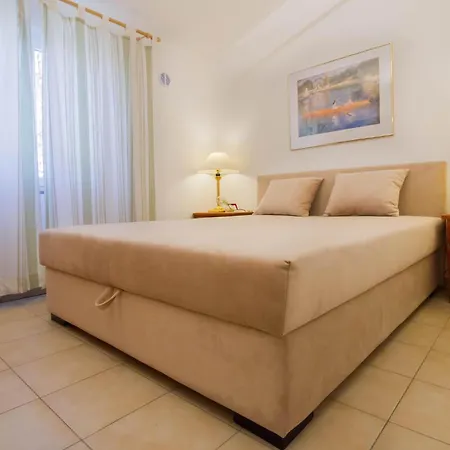 Apartment Awesome In With Wifi